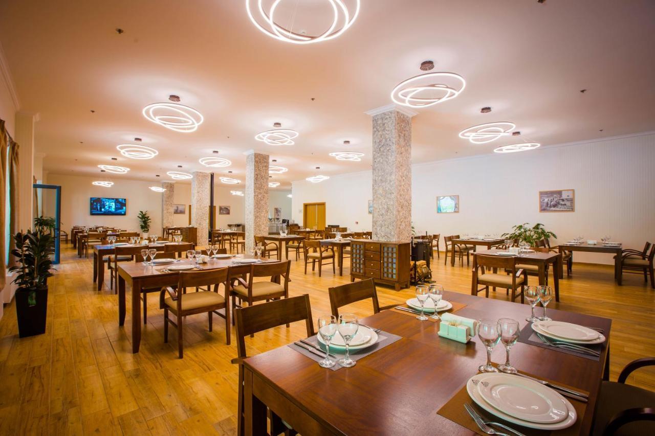 Gistola Hotel メスティア エクステリア 写真